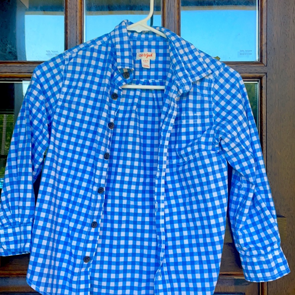 Boy’s Size 6/7 Button up shirts